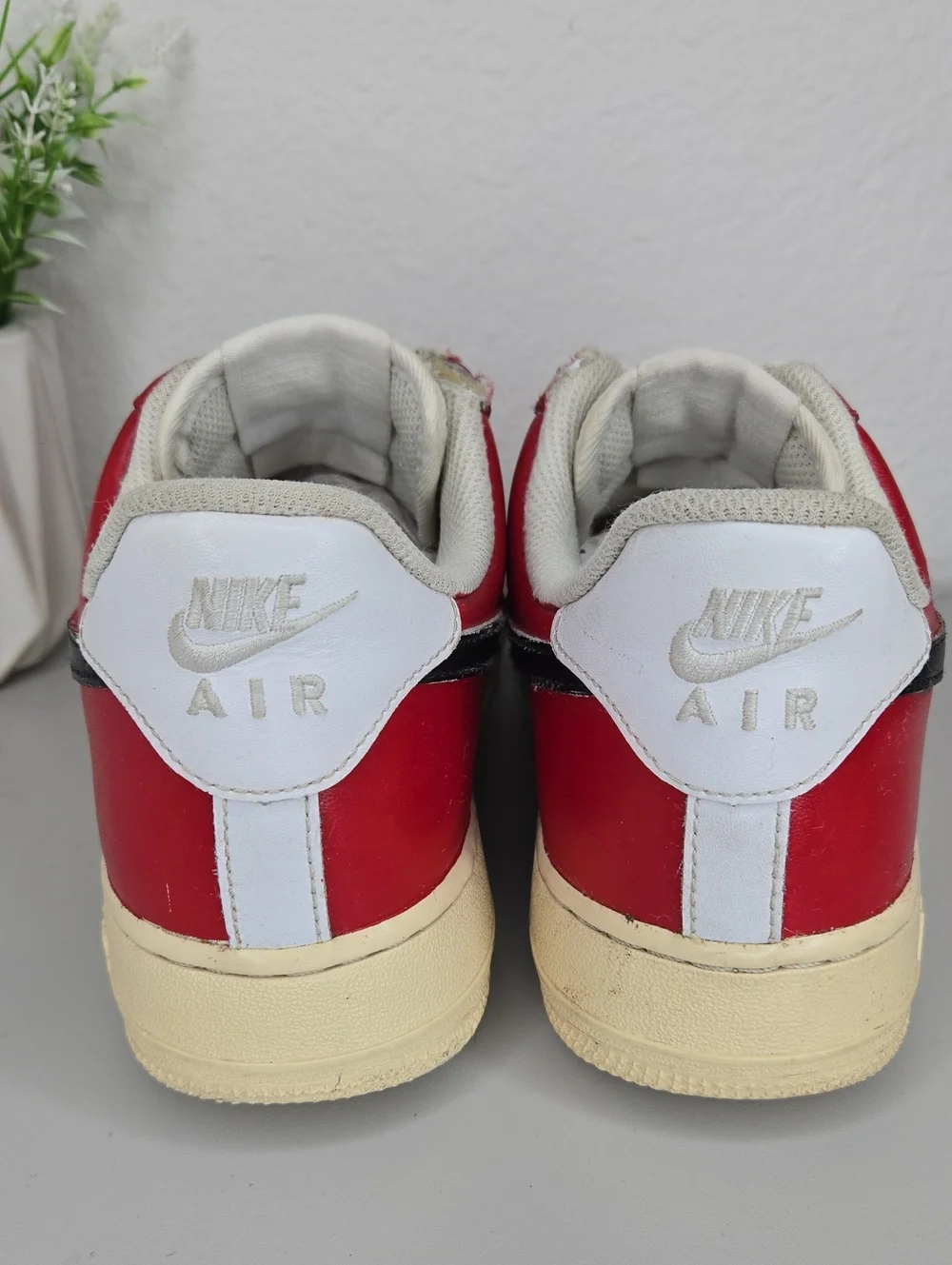 Nike Air Force AF1 Low Top Sneakers Men's Size 8